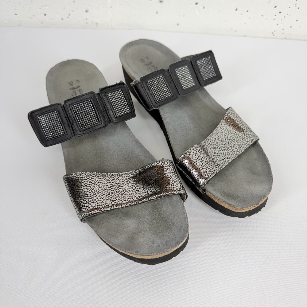 NAOT Women’s size 9 Ashley Silver and Black Slide Leather Sandals